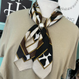 Classic Geo Magnetic Pearl Scarf Necklace
