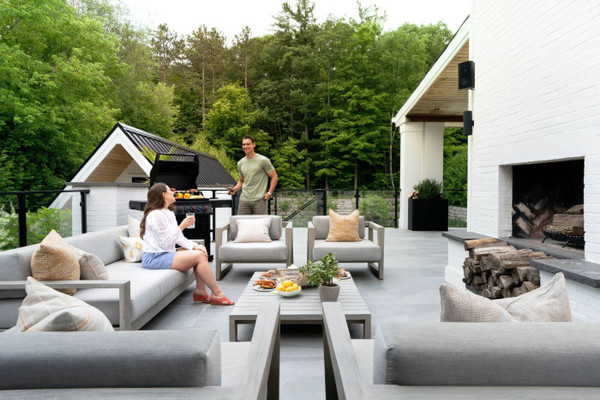 Phantom Rogue® PRO-S 425 Propane Gas Grill with Infrared Side and Rear Burners, Matte Black