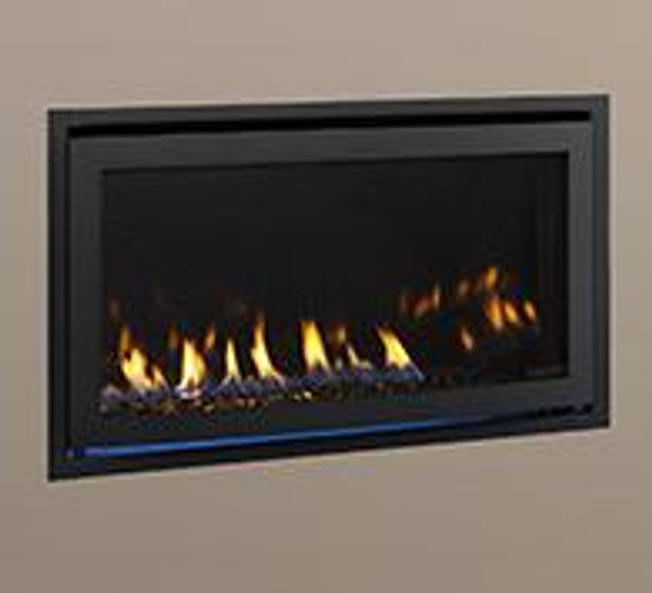 Rave 32" direct vent gas fireplace with IntelliFire Touch ignition system (NG)