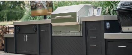 Custom outdoor kitchen from Black Swan Home