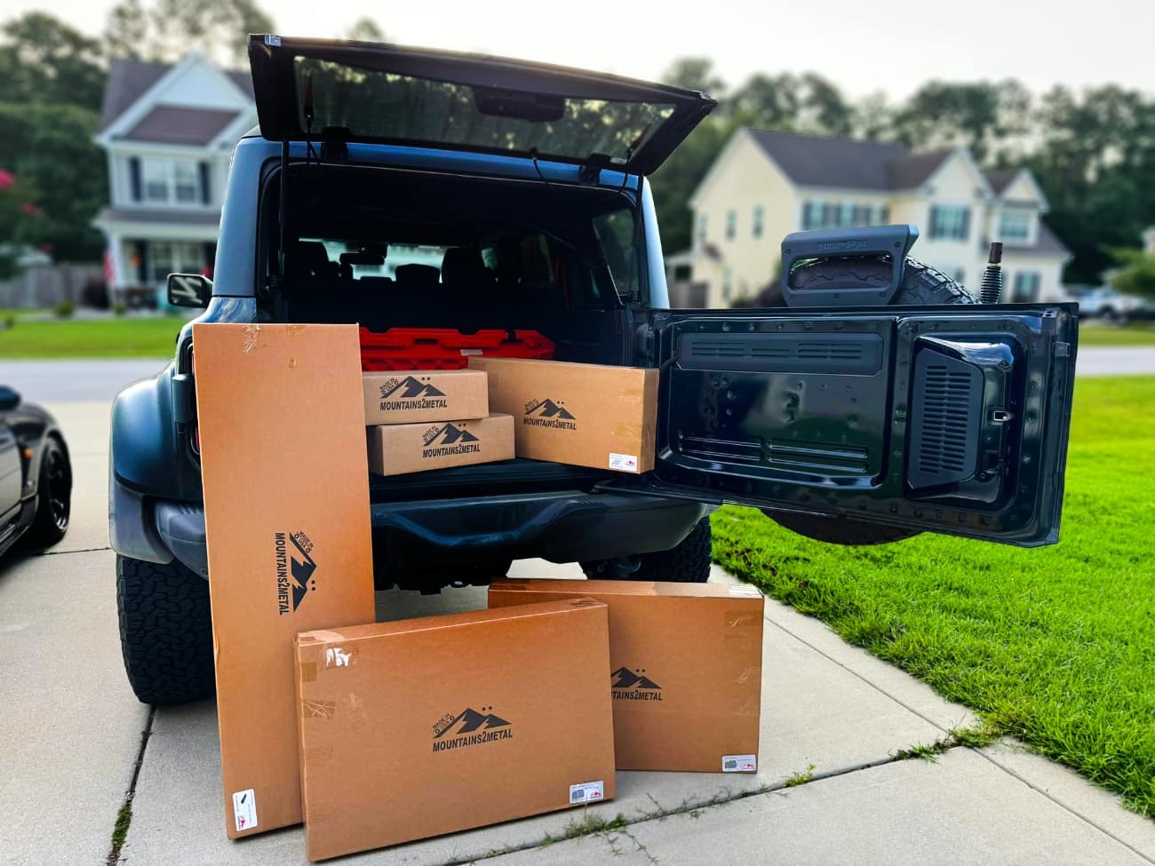 Bronco with Boxes