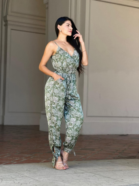 V Neck Sleeveless Paisley Jumpsuit With Tie Waist-54052