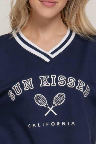 Long slv v-neck embroidered sweatshirt        -45042
