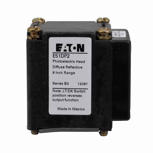 Eaton E51DP2 Photoelectric Sensor Head, E51, Diffuse Reflective, 9 in range, Right Angle