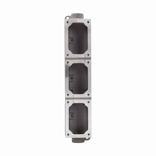 Crouse-Hinds EDSCM33 Eaton series EDSCM modular control device body, With two 1" hubs and two 1-1/4" hubs, Copper-free aluminum, Three-gang tandem, Through feed, 1", DSD device cover sub-assemblies
