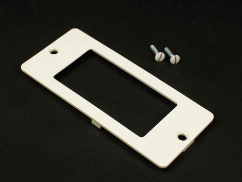 Wiremold 5507R 5500 Rectangle Receptacle Faceplate Fitting