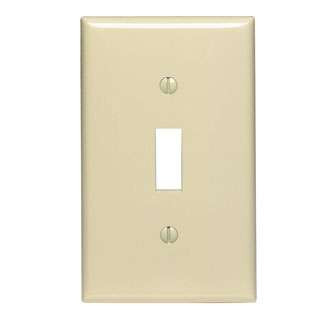 Leviton Thermoplastic Nylon 1-Gang Toggle Wallplate, Standard Size