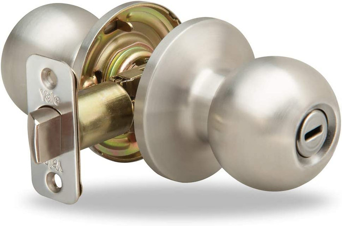 Yale Edge Series - Athens Privacy Door Knobs Set With Round Rose