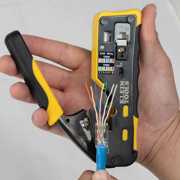 Klein Tools VDV826-764 Pass-Thru™ Modular Data Plugs, RJ45-CAT6A, UTP 200-Pack