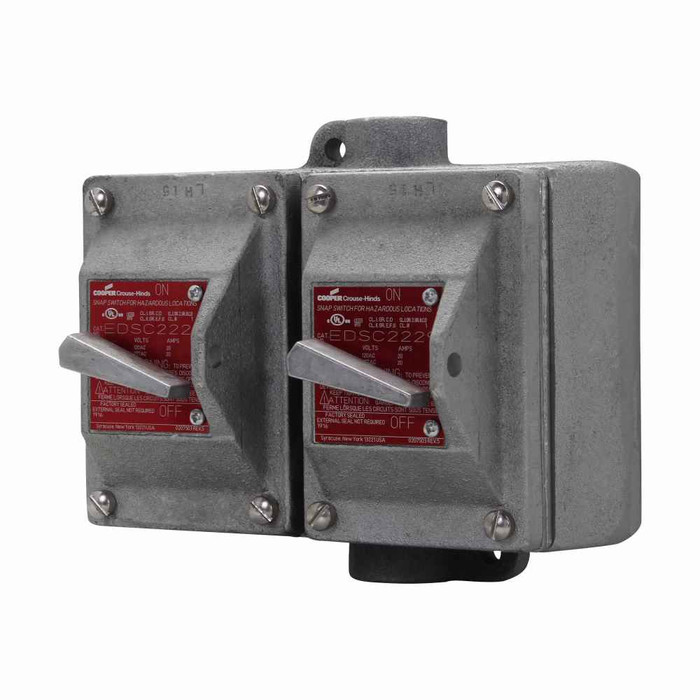 Crouse-Hinds EDS3240 Eaton series EDS snap switch control station, 20A, With switch, With one 1" hub, Feraloy iron alloy, 2, Two-gang, Four-pole, 2, 120-277V, Dead end, 4-way, 1", 120-277 Vac