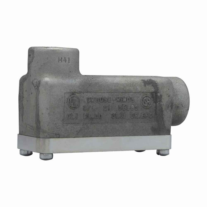 Crouse-Hinds OELB3 SA Eaton series Condulet OE conduit outlet body with cover, Copper-free aluminum, LB shape, 1"