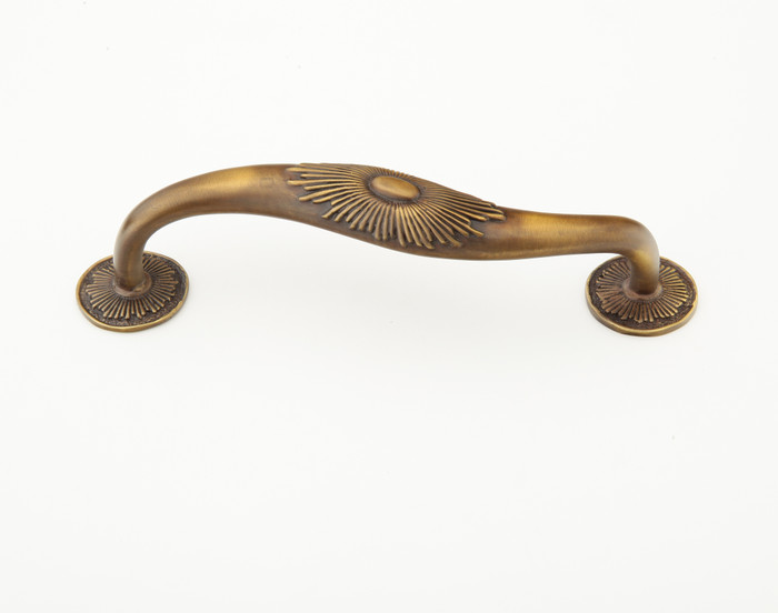 Schaub 975S 5" Center to Center Sunburst Cabinet Pull