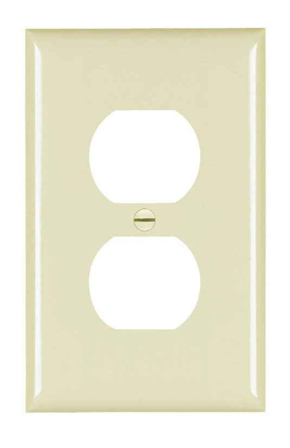 Pass & Seymour TPJ8I TradeMaster Jumbo 1-Gang Nylon Wall Plate, 1 Duplex Receptacle Opening, Ivory