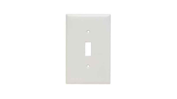 Pass & Seymour SPJ1W Junior Jumbo 1-Gang Thermoset Wall Plate, 1 Toggle Switch Opening, White Pass & Seymour SPJ1W Junior Jumbo 1-Gang Thermoset Wall Plate, 1 Toggle Switch Opening, White