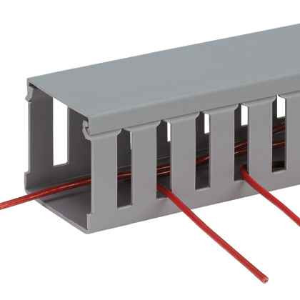 Panduit C3LG6 Panduct® C3LG6 Flush Duct Cover