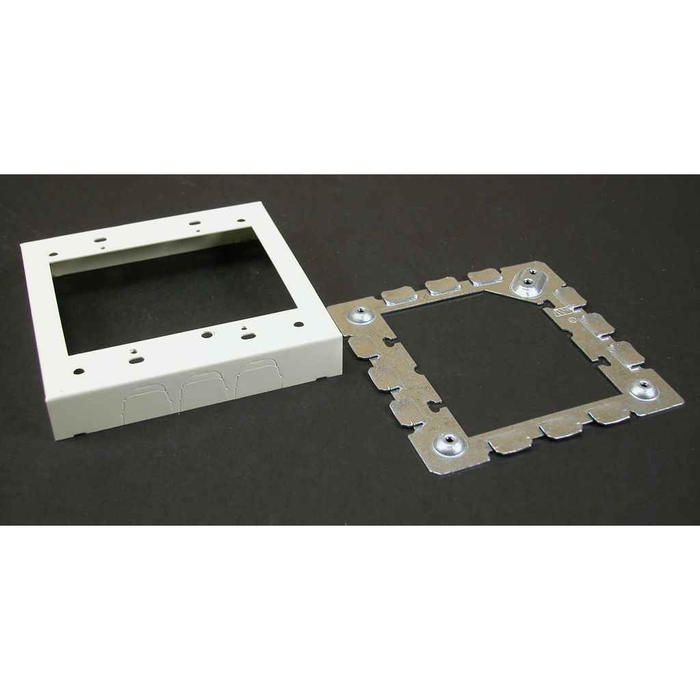Wiremold Steel Flush Type Extension Adapter 500/700 Series 0.938" White Raceway Connector