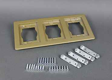 Wiremold Walkerduct Pro Series Three-Gang Powder-Coated Aluminum Combination Carpet and Tile Flange