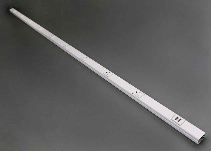 Wiremold Plugmold Multi-outlet USB Charging System