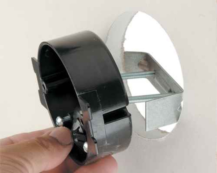 Arlington Industries Small diameter sconce box for retrofit construction. 3-1/4" diameter. 6.8 cu. in. 3lb sconce light rating.