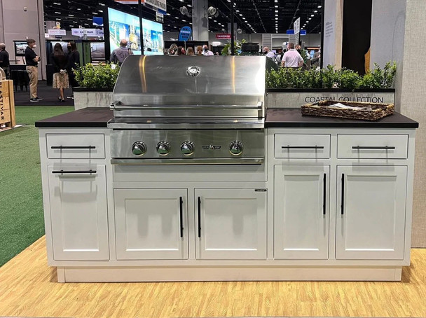 6.9E Majestic XL Grill Island