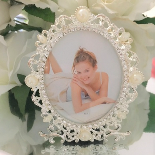 Pearl & Crystal Oval Photo Frame