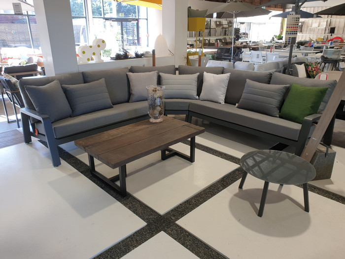 Outdoor Furniture in Auckland | Poynters