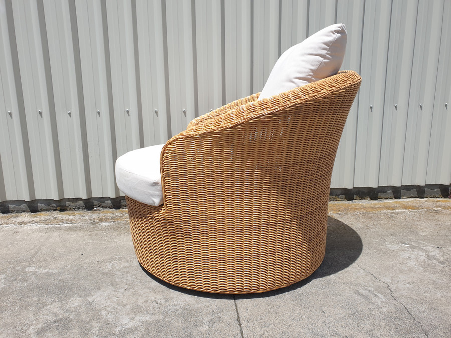 MIRO Outdoor Swivel Lounge Chair - 3mm Wicker - Natural Viro Wicker