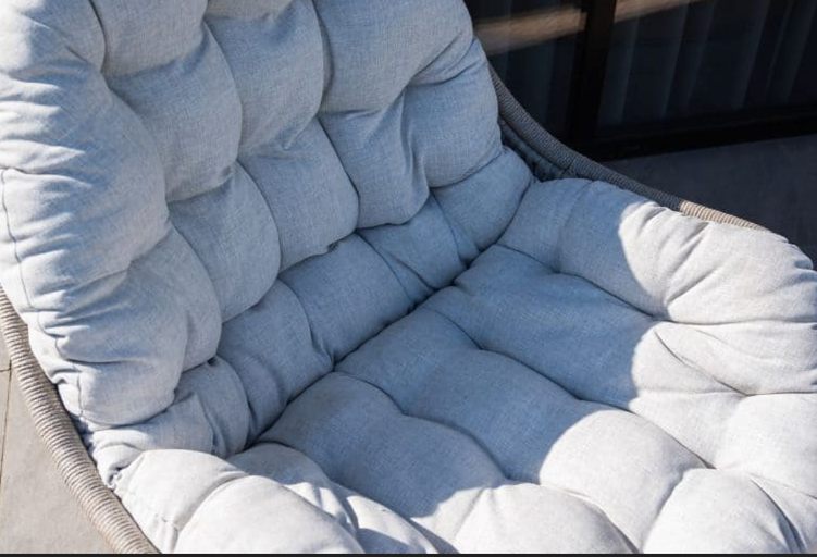 Close up picture of the Lagoon outdoor cushion