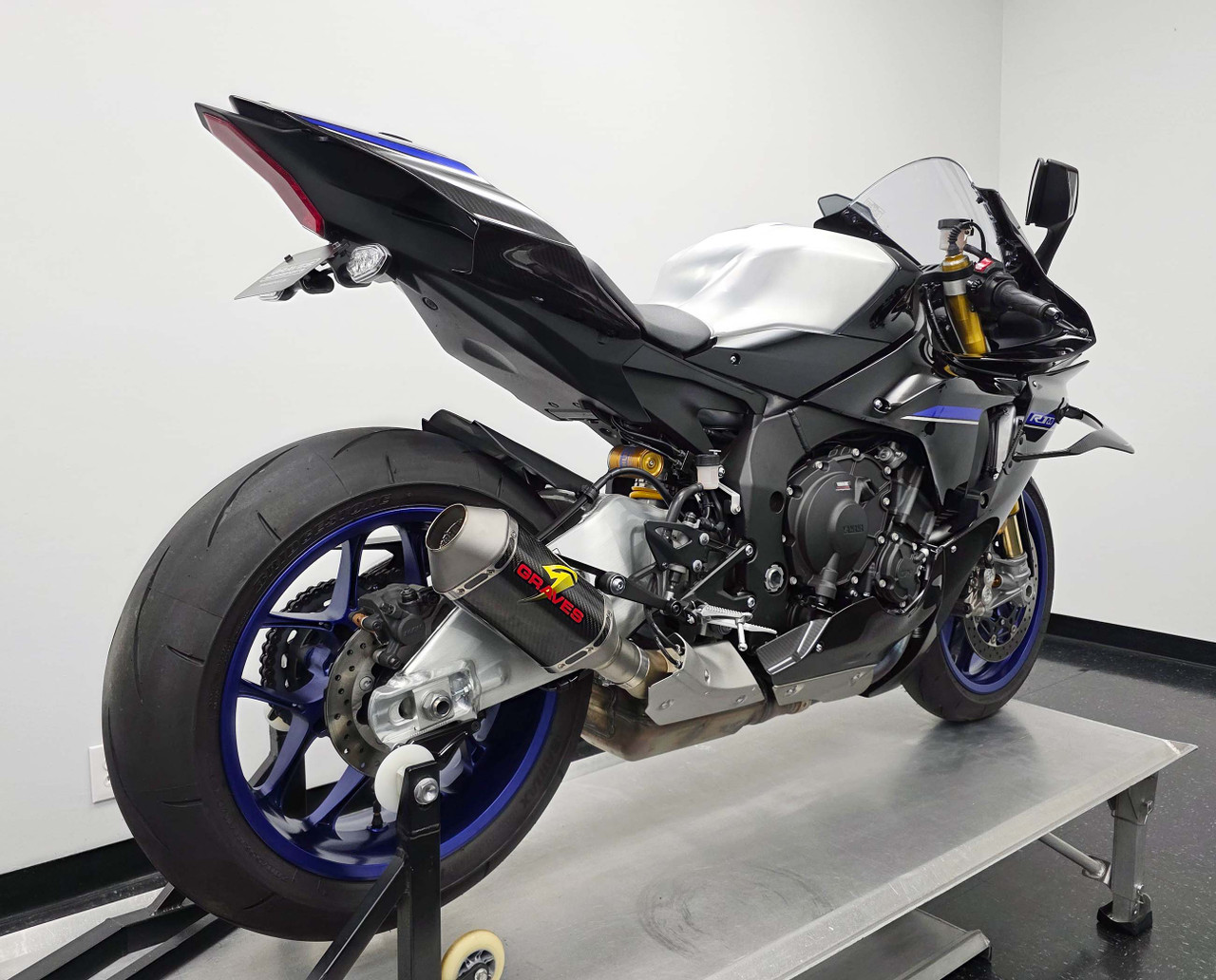 Graves Motorsports Yamaha R1 FZ-10 MT-10 Cat Back Slip-On Exhaust