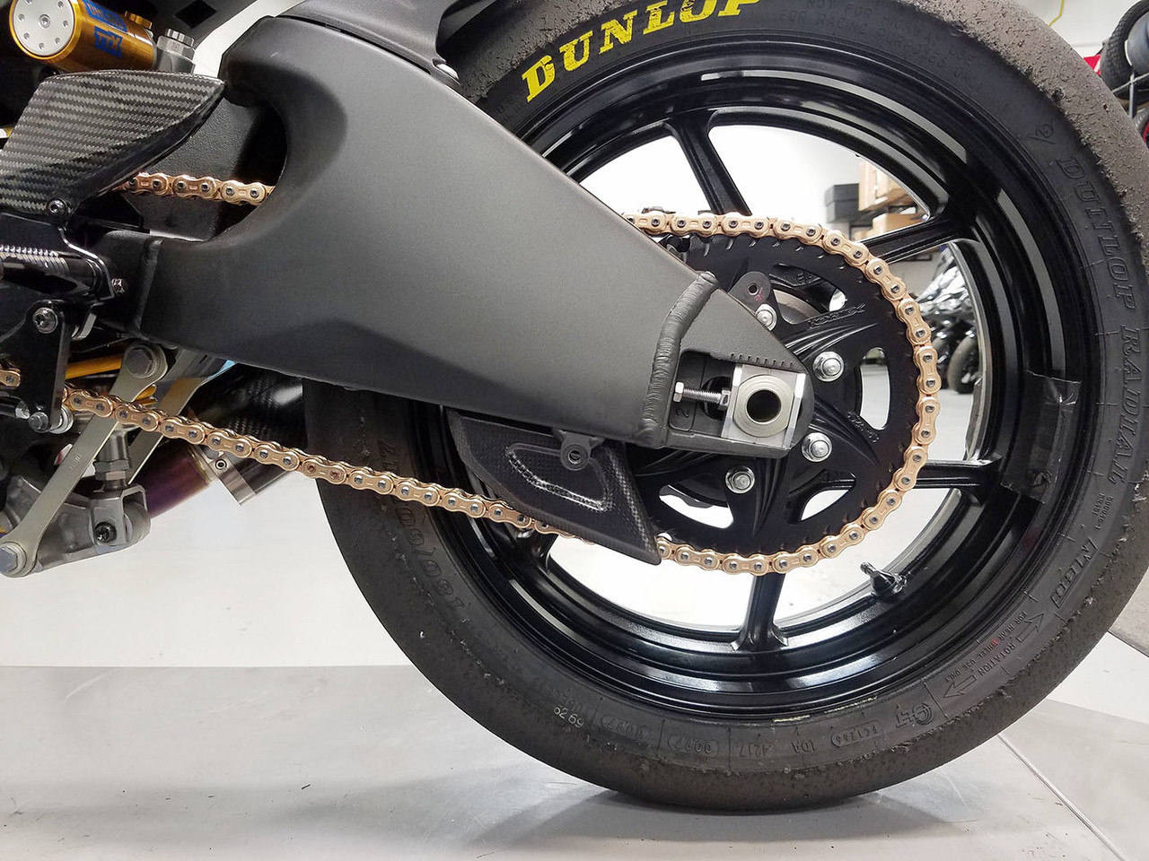 Kawasaki サスペンション 2個セット Amazon | バイク ステップ カワサキ アルミ 製 汎用 フロント