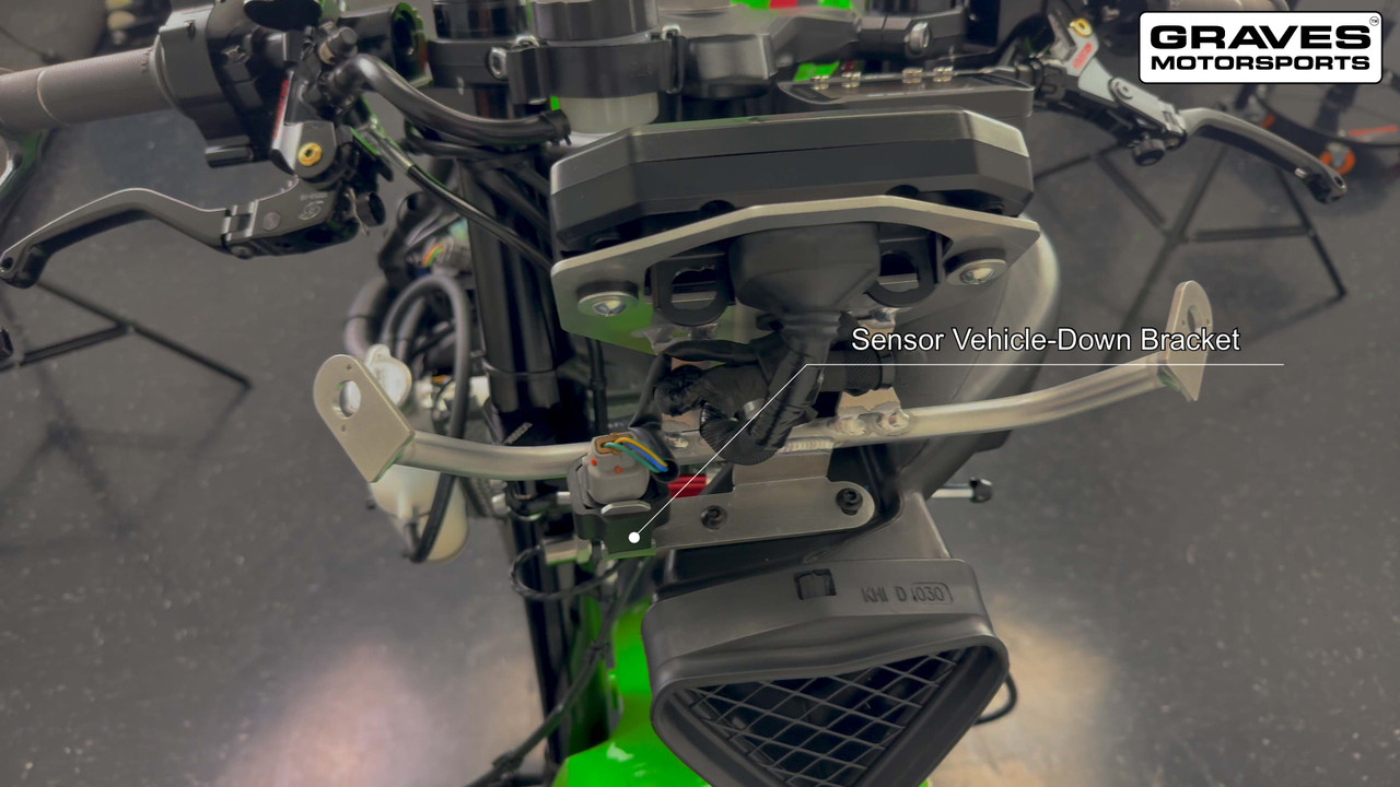 ジェネレーター　FD Graves Motorsports Yamaha R1 Fairing Bracket - Standard Tach
