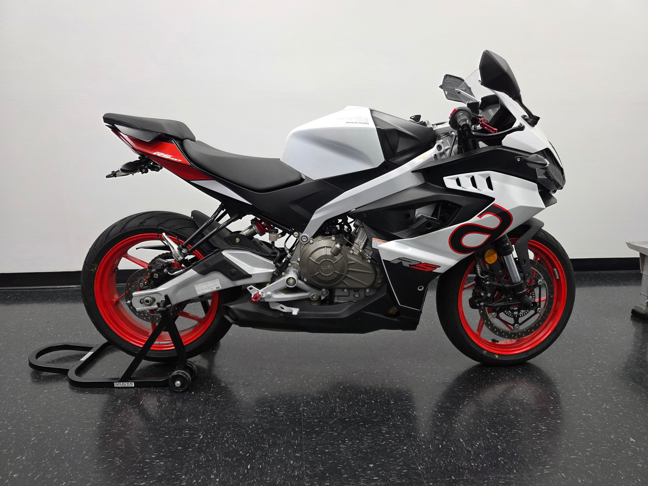 s Aprilia RS457 Frame Sliders