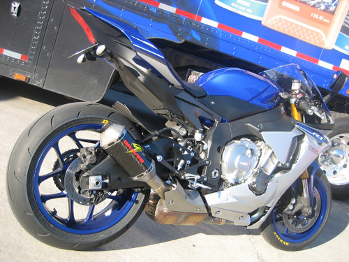 Graves Motorsports Yamaha R1 FZ-10 MT-10 Cat Back Slip-On Exhaust Carbon