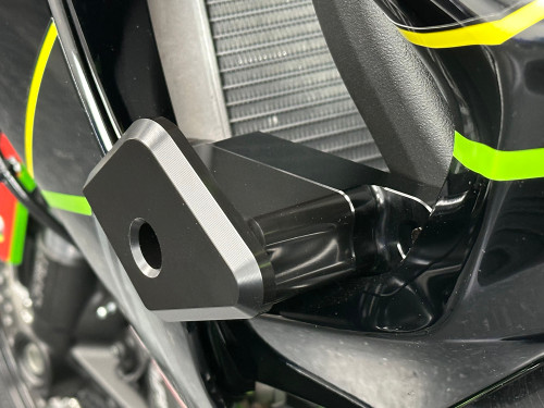 Kawasaki ZX-6R Frame Sliders 2024 +