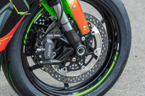 リンゴ 2006 Kawasaki ZX6R | Victory Motors of Colorado