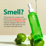 Lightweight texture of SUNGBOON EDITOR Green Tomato cleansing oil on hand