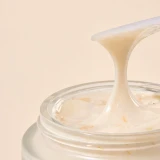 Close up of SUNGBOON EDITOR Silk Peptide EGF Intensive Cream container and cap