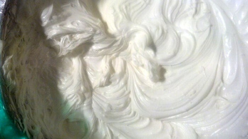 Banana Whipped : Oil (Whip 17289) - This price is for the 16 oz, please refer to 2 oz, 4 oz and 8 oz categories for smaller sizes and lower prices. Sweet, golden, ripe, fresh from the tree bananas to whisk you away to Hawaii or the Caribbean without chemical undertones like some other banana fragrance oils. Prepare to be amazed by this rich, creamy  fragrance. This is a one of a kind blend that is only available from us or our affiliates. Prepare to be amazed from the response as you acquire the entire fragrance line.