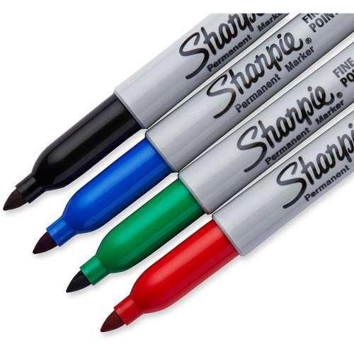 Sharpie Fine Point Permanent Marker - Fine Marker Point - Blue, Black, Green, Red Oil Based Ink - 4 (SAN30174PP)