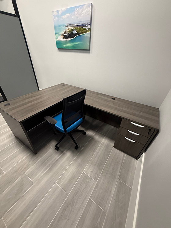 furniture-desks-in-florida-57.jpg