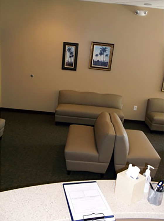 office-furniture-near-me-in-deltona-florida-2-2-.jpg