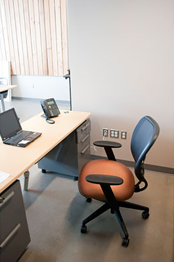 office-furniture-near-me-in-orland-florida-2-.jpg