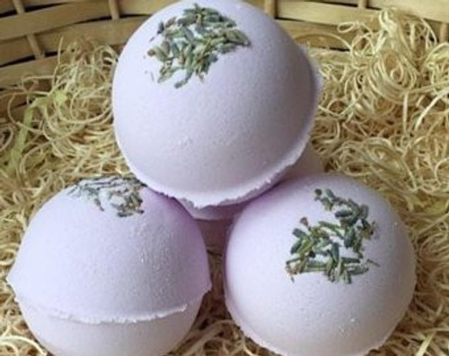 Relaxing Lavender Bath Bomb with Sweet Almond Oil & Dried Lavender Seeds
