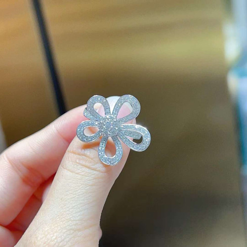 Platinum Flowerlace Ring, Moissanite Platinum Flowerlace Ring, Moissanite