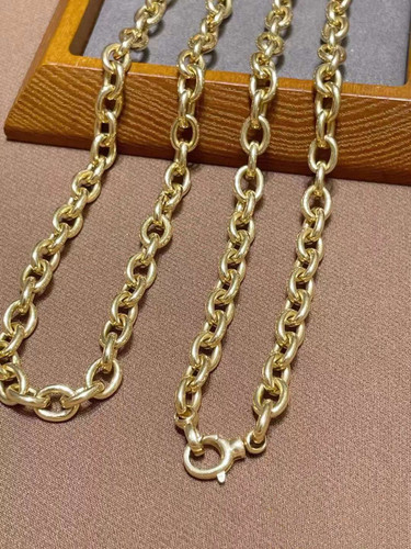 Oval Link Chain Necklace in 18k Gold chains Chez Judy Oval Link Chain Necklace in 18k Gold chains Chez Judy