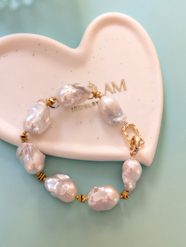 Everyday Bold Baroque Bracelet