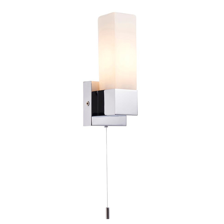 Square 1lt wall IP44 40W SW  Wall Light for the bathroom