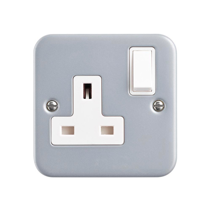 Metal Clad 13A 1G DP Switched Socket