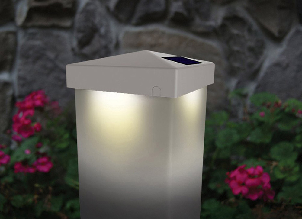 Pyramid Cap Light Main View