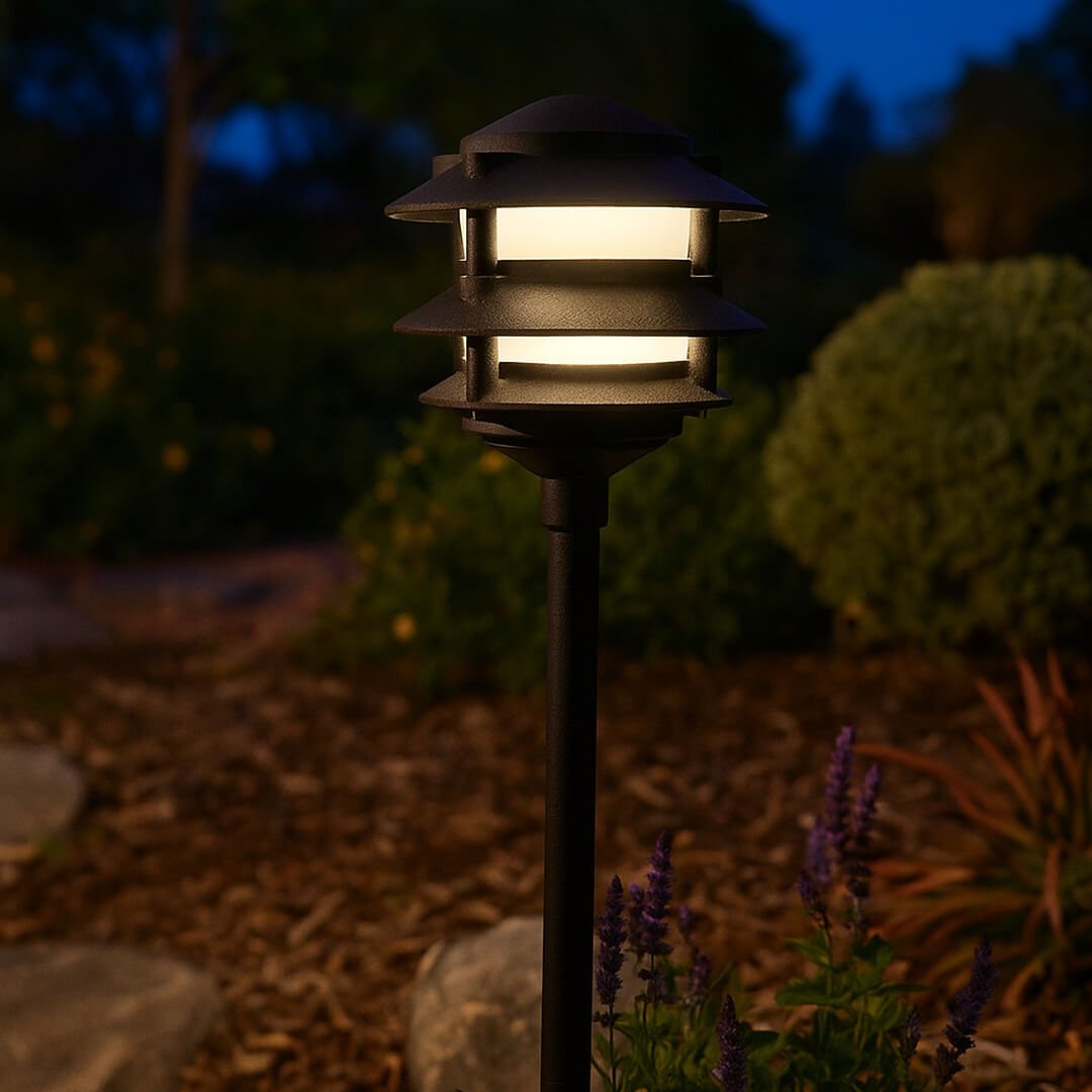 12V / 120V Cast Aluminum 3 Tier Pagoda Pathway Area Light w/ Clear Glass PAT3R